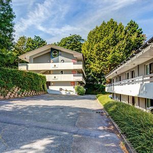 B&B Hotel Louveciennes